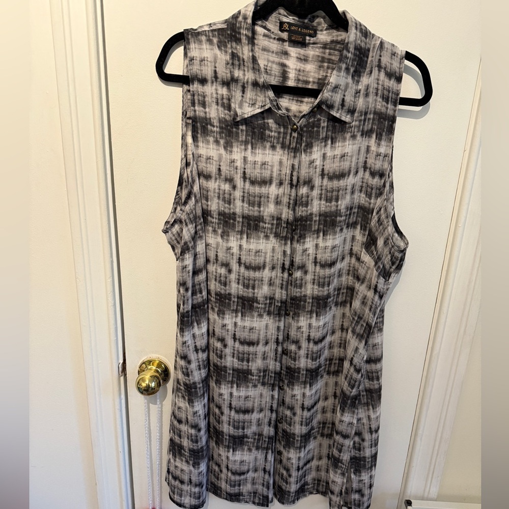 Love & Legend Monochrome Sleeveless Blouse with Brass Buttons